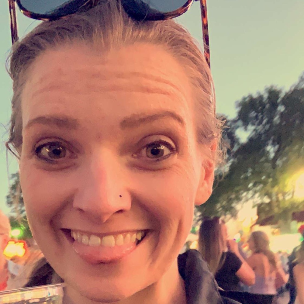 Meet your Posher, Leah